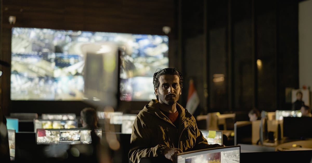 稳定的双语服务团队上家：知聊app详情下载教程